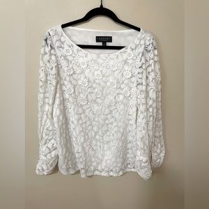 Laundry by Shelli Segal Lace Floral Appliqué Top